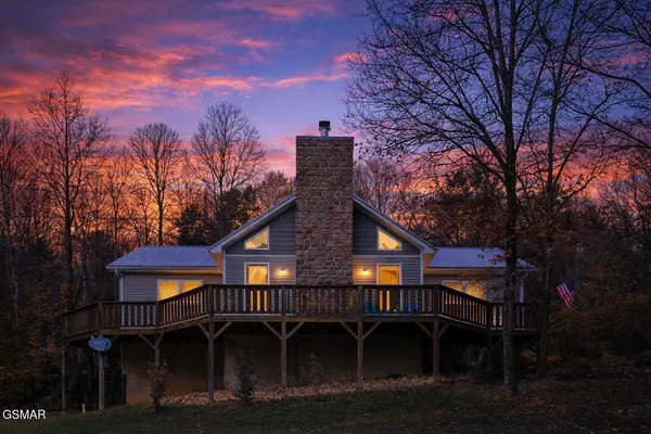 3851 Mistletoe Loop, Sevierville, TN 37876