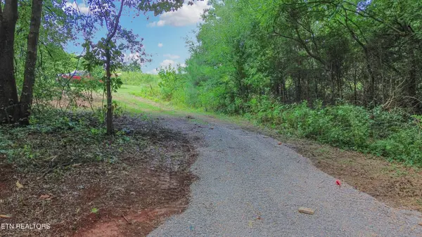 181 Rivercrest Lane, Benton, TN 37307
