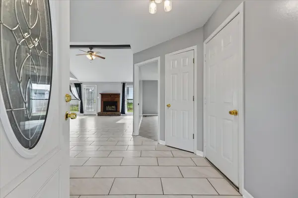 1219 Crystal Dr, Clarksville, TN 37042