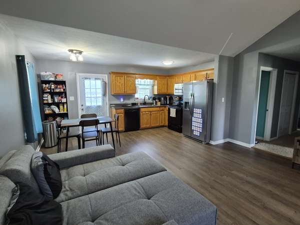 1325 Miriah Dr, Mcminnville, TN 37110