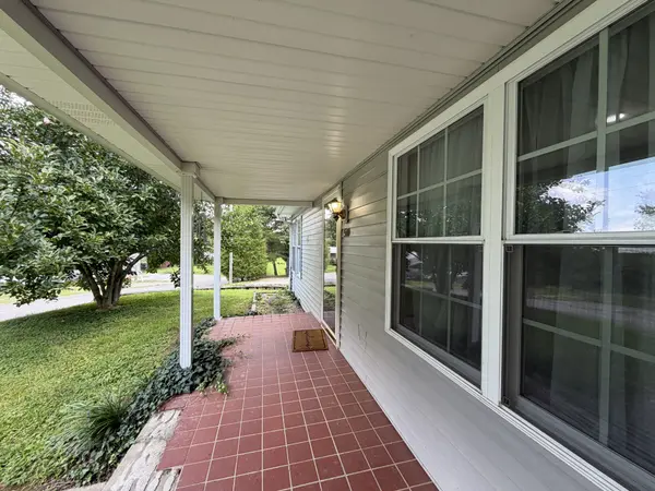 510 Locketown Rd, Graham, KY 42344