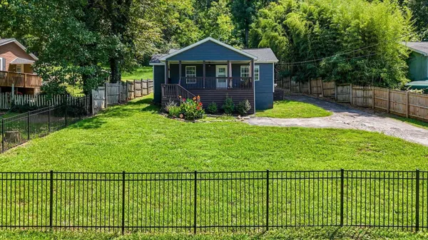 700 Runyan Drive, Chattanooga, TN 37405