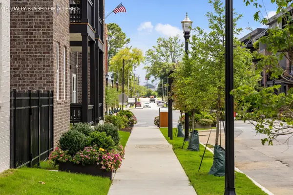1776 S Watkins Street #403, Chattanooga, TN 37404