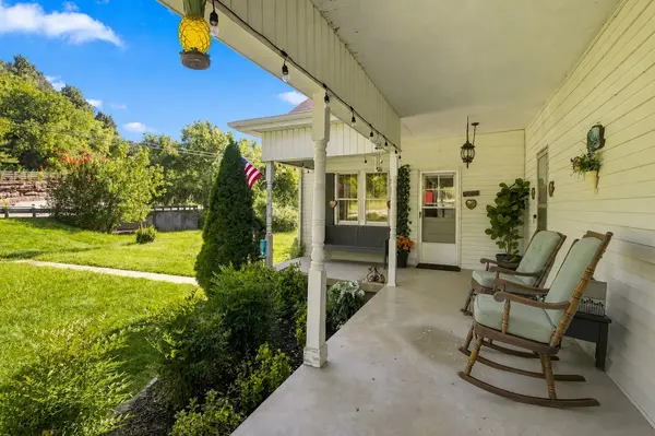 6889 Giles Hill Rd, College Grove, TN 37046