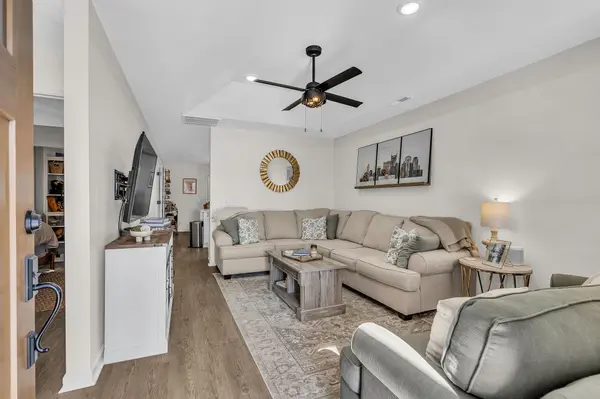 2702 Batavia St, Nashville, TN 37208