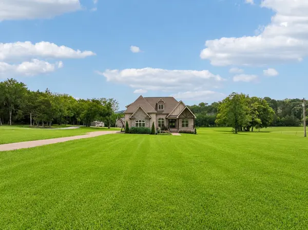 1730 Dillon Rd, Milton, TN 37118