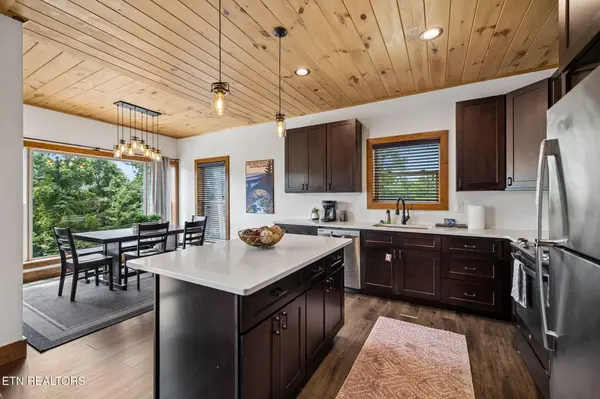4228 Wears Valley Rd #UNIT 141, Sevierville, TN 37862