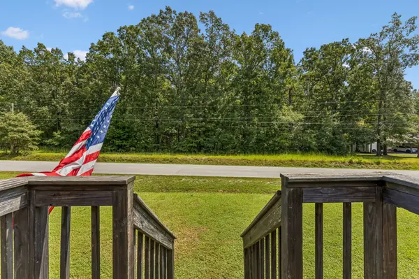216 Shubert Rd, Hohenwald, TN 38462