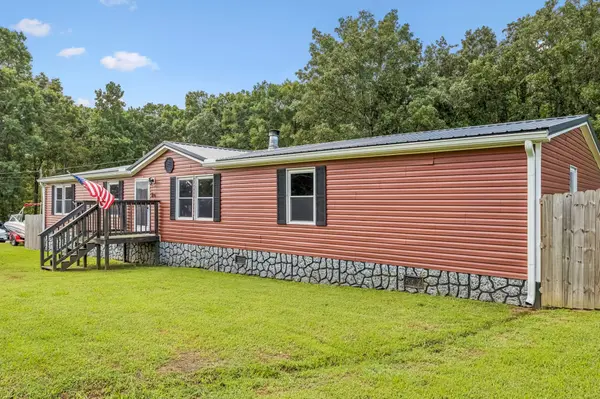216 Shubert Rd, Hohenwald, TN 38462