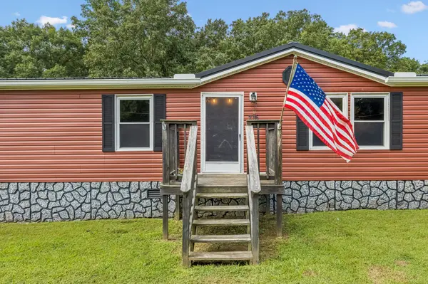 216 Shubert Rd, Hohenwald, TN 38462