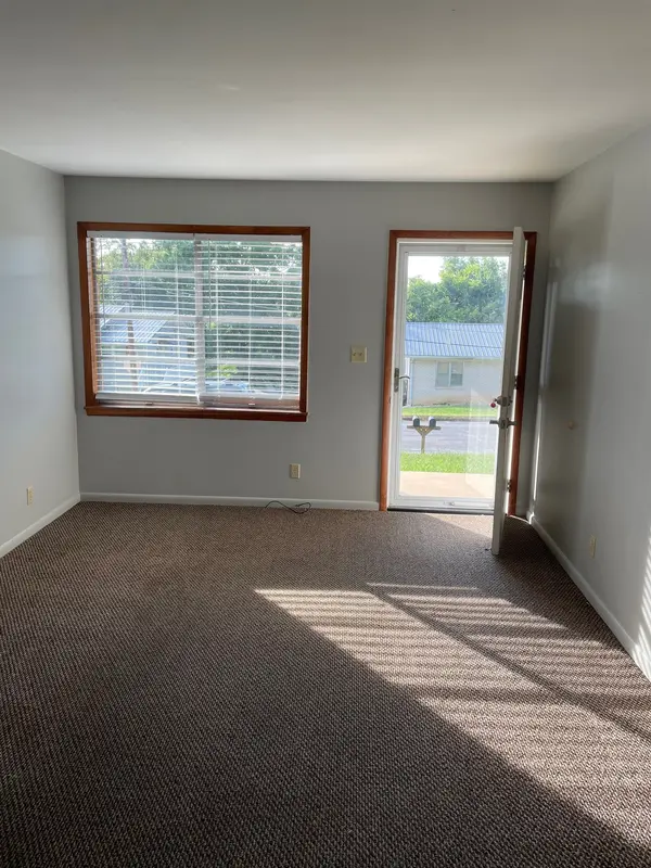 113 Edgehill Dr, Pulaski, TN 38478