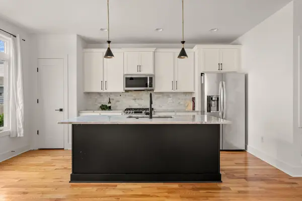61B Cannon St, Nashville, TN 37210