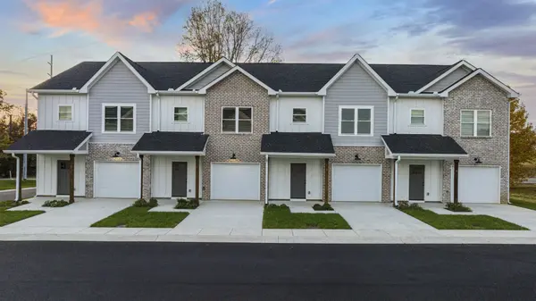 2624 S Main St #6, Springfield, TN 37172