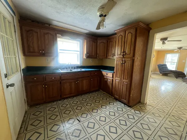 410 Elm St, Winchester, TN 37398