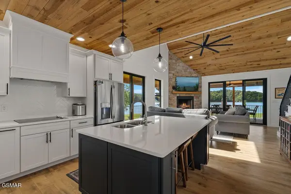 2240 Kimsey Way, Sevierville, TN 37876