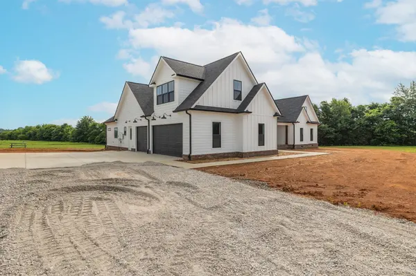 4 Old Zion Rd, Columbia, TN 38401