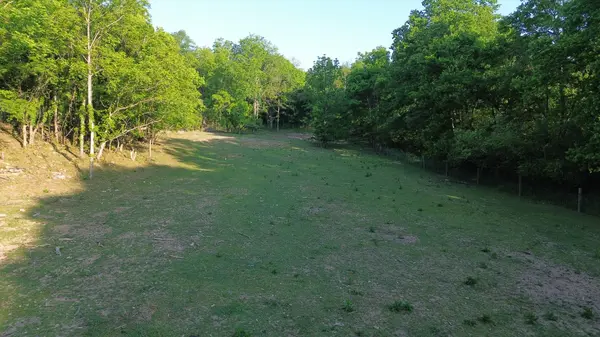 1820 New Highway 7, Columbia, TN 38401