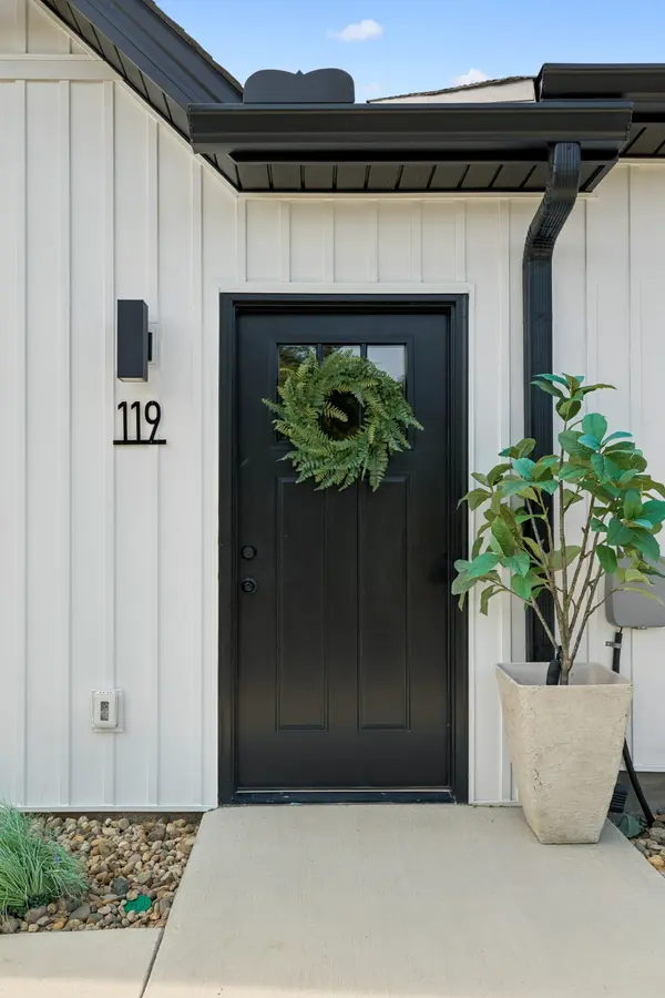 125 Deer Valley Drive E, Gordonsville, TN 38563