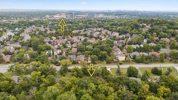 1511 Harding Pl, Nashville, TN 37215