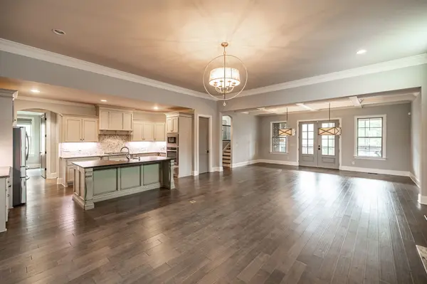 1701 Noah Ln, Gallatin, TN 37066
