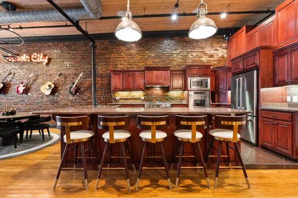 207 3rd Ave #N #602, Nashville, TN 37201