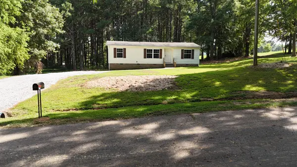 223 Hopewell St, Gleason, TN 38229