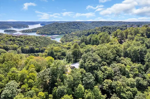 7383 Dale Ridge Rd, Lancaster, TN 38569