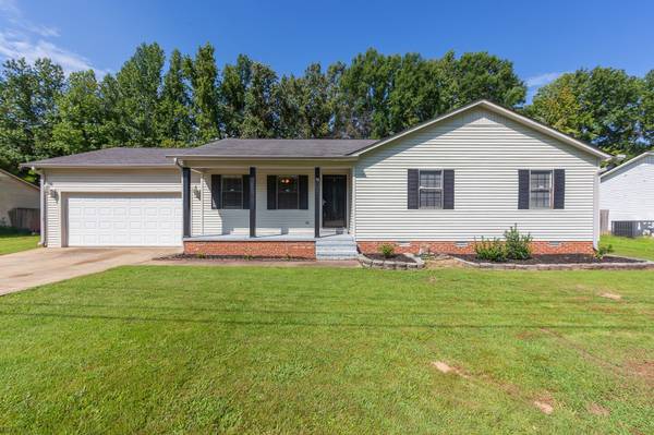 19 Dyer Creek Ln, Jackson, TN 38305