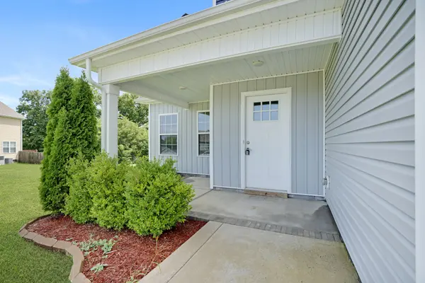 457 Woodtrace Dr, Clarksville, TN 37042