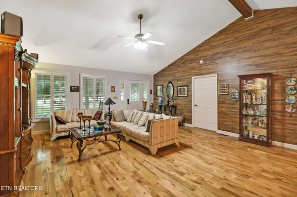 30 Laurel Circle, Crossville, TN 38555