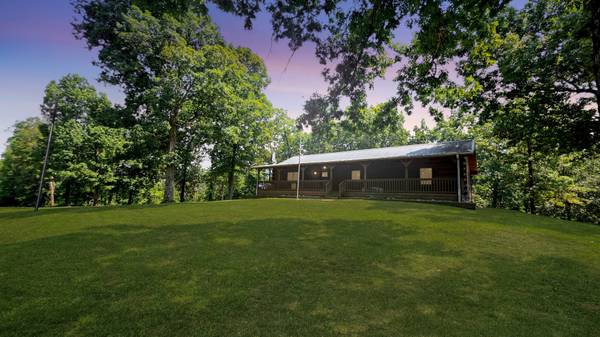 160 Poplar Dr, Buchanan, TN 38222