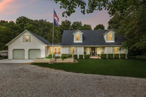 912 River Barfield Rd, Murfreesboro, TN 37128