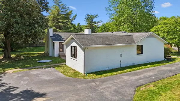2250 Wiltshire Dr, Murfreesboro, TN 37129