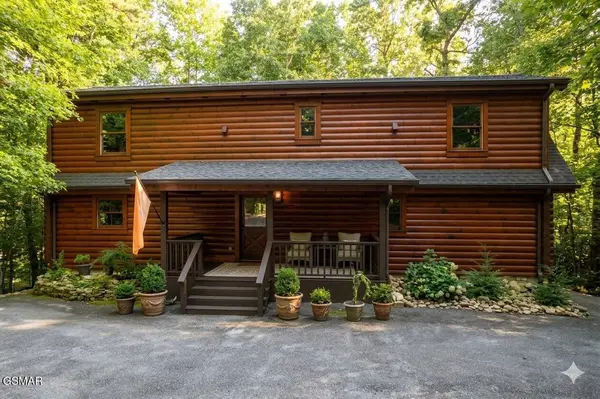 1903 Waters End Road, Walland, TN 37886