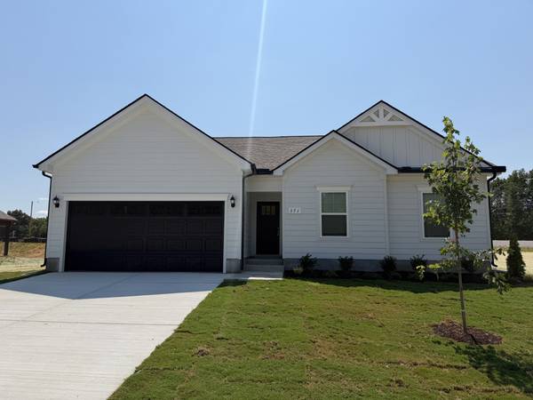 371 Stillwater Way, Tullahoma, TN 37388