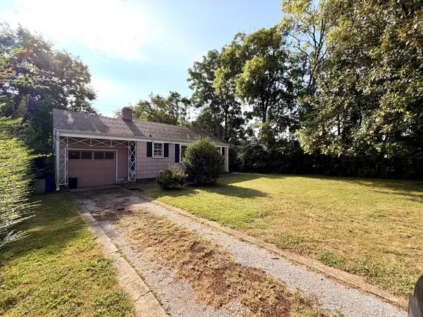 2826 Columbine Pl #E, Nashville, TN 37204