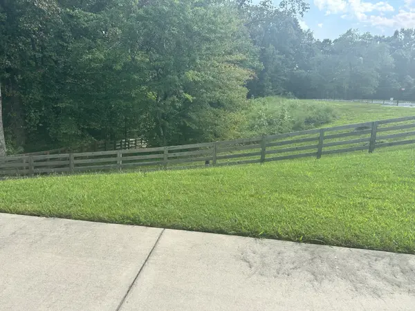 1064 Brayden Dr, Fairview, TN 37062