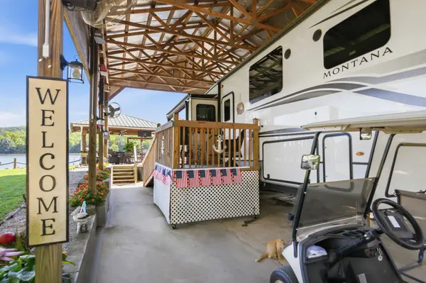 440 Gumdale Cv, Decaturville, TN 38329