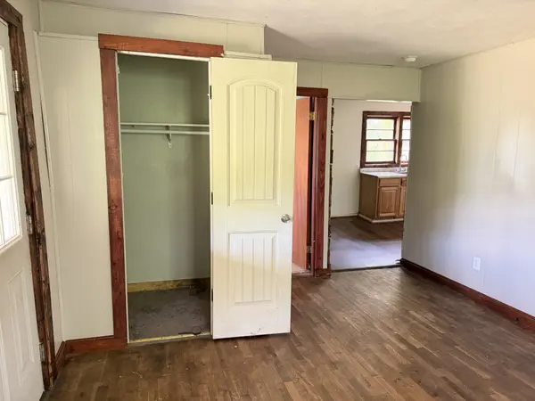 1080 Summertown Hwy, Hohenwald, TN 38462