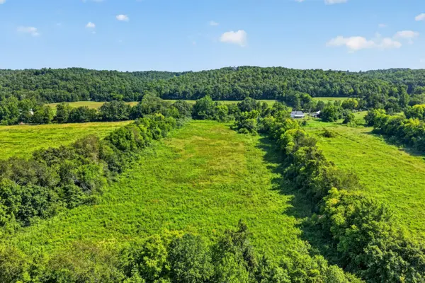 160 Backside Beaverdam Road, Centerville, TN 37033
