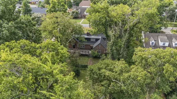 1720 N Observatory Dr, Nashville, TN 37215