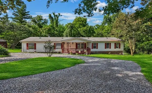 30 Barker St, Clarksville, TN 37040