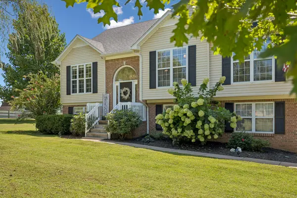 943 Beechcroft Rd, Spring Hill, TN 37174