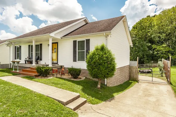 306 Corbitt Ln, Springfield, TN 37172