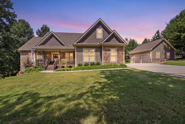 1625 River Bluffs Drive, Jasper, TN 37347