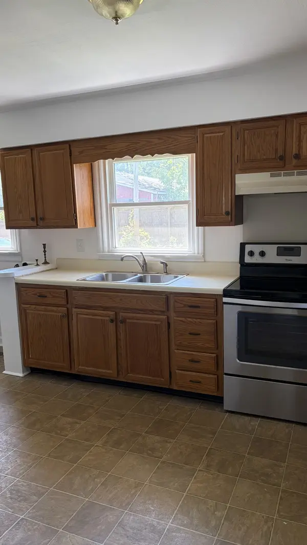 622 Larrymore Dr, Manchester, TN 37355