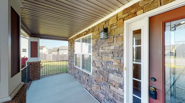 683 Crestone Ct, Clarksville, TN 37042