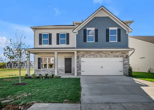 521 Charing Cross Dr, Lebanon, TN 37087