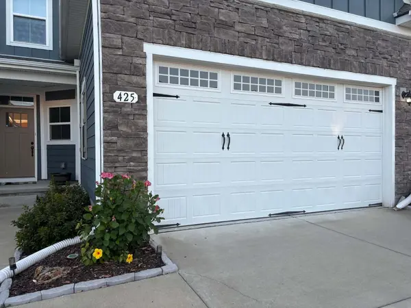 425 S Downs Cir, Goodlettsville, TN 37072