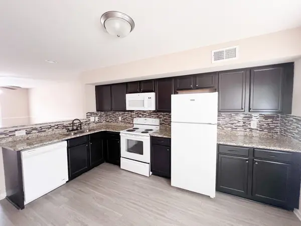 2279 McCormick Ln #C, Clarksville, TN 37040